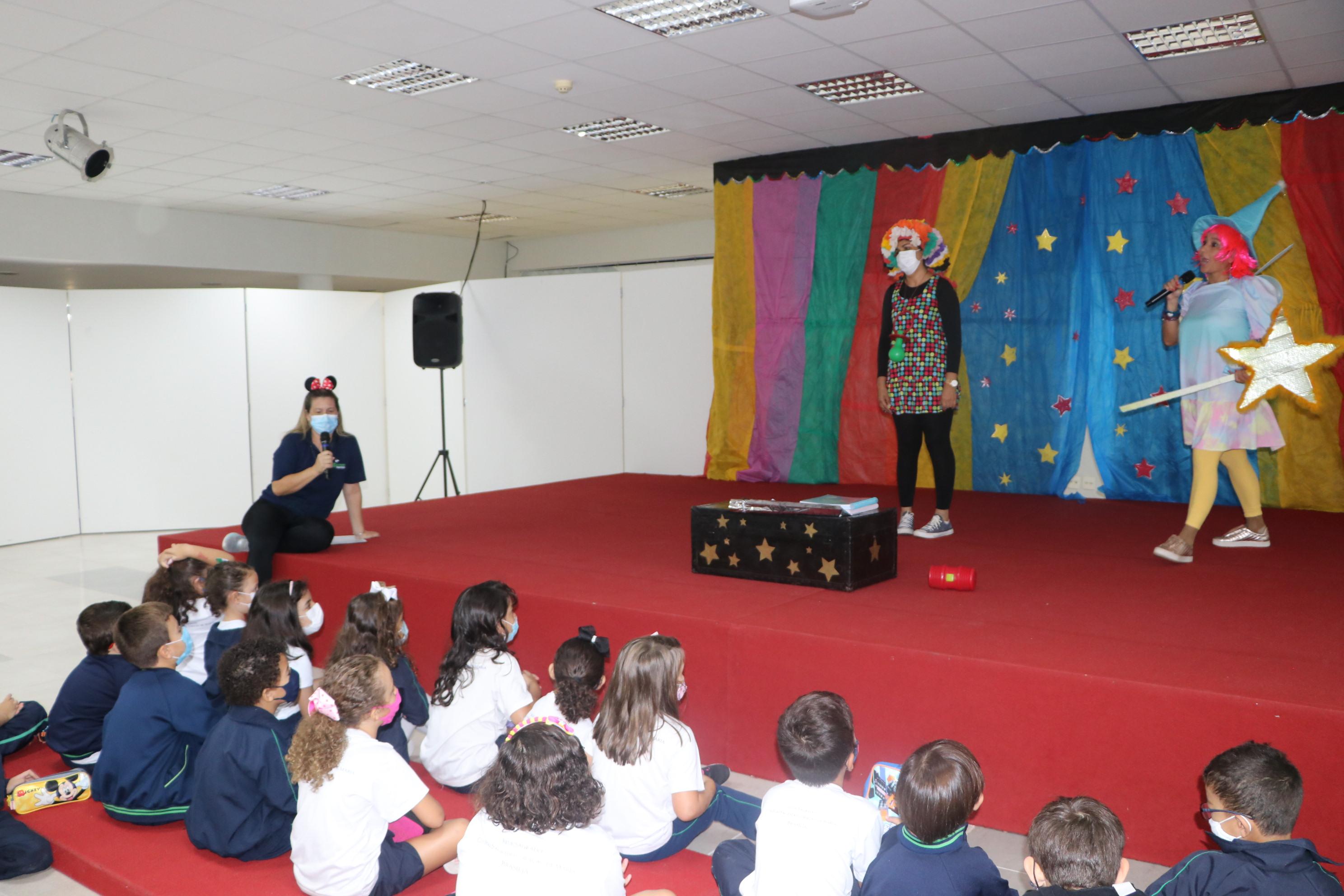 Festa do Livro marca primeiro contato com livros didáticos do 1º ano