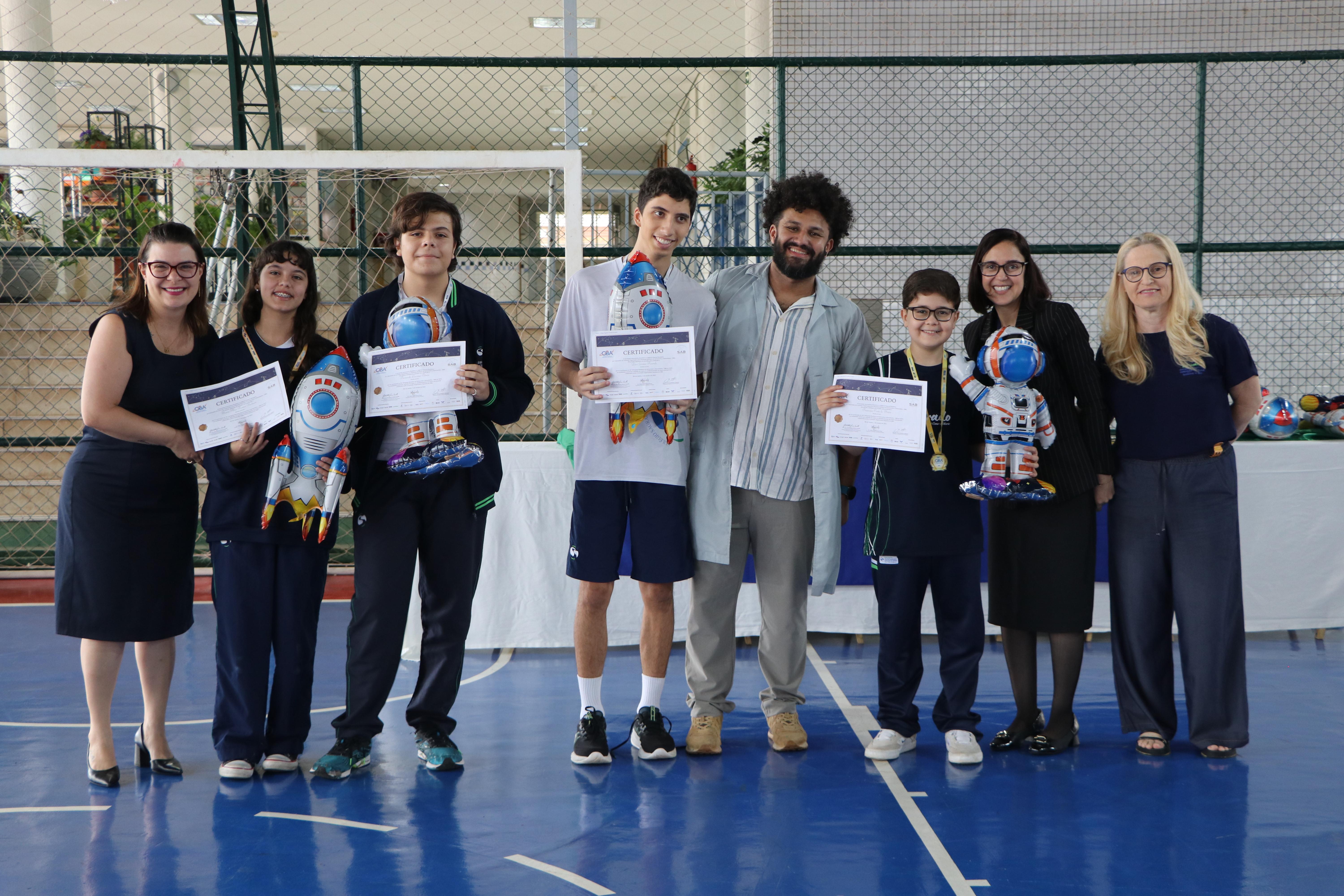 Hora Cívica 2026 celebra conquistas e homenageia estudantes do Sagrado
