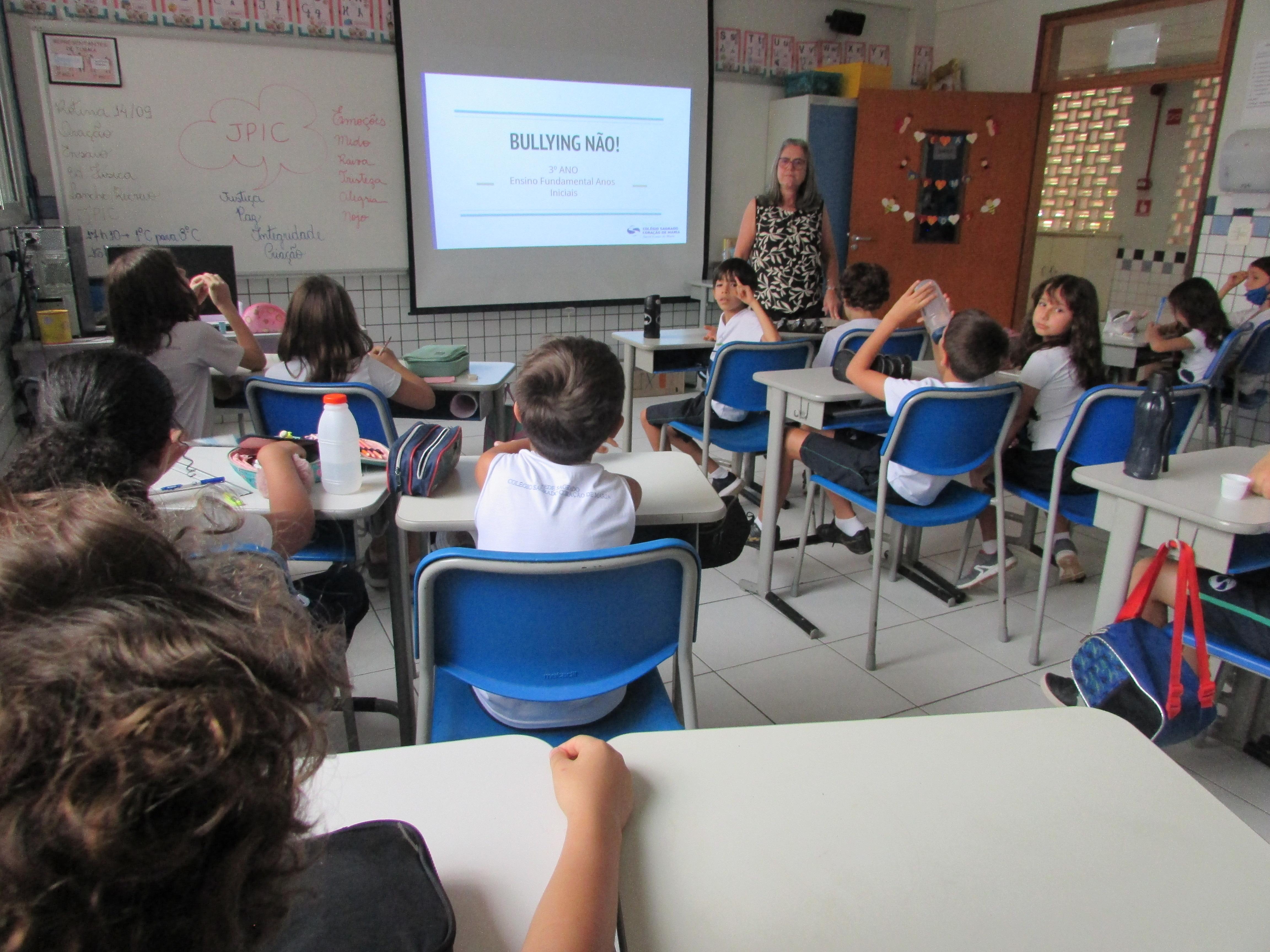 Oficinas trabalham combate ao Bullying com o EFAI